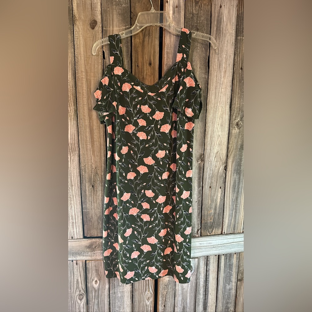 Roz and Ali short dress